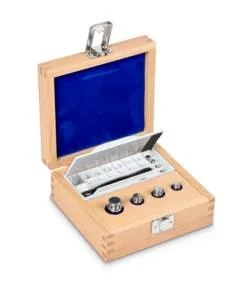 Masas patrón en juegos clase OIML E1 Kern