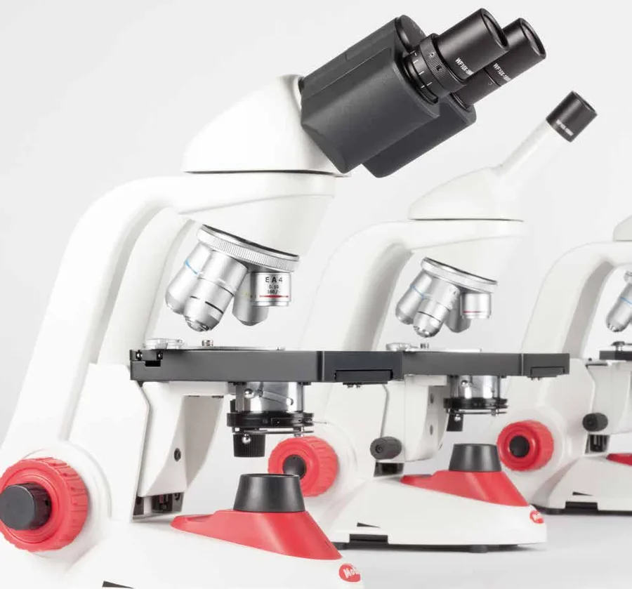 Escáner de láminas Motic EasyScan Infinity de alto volumen