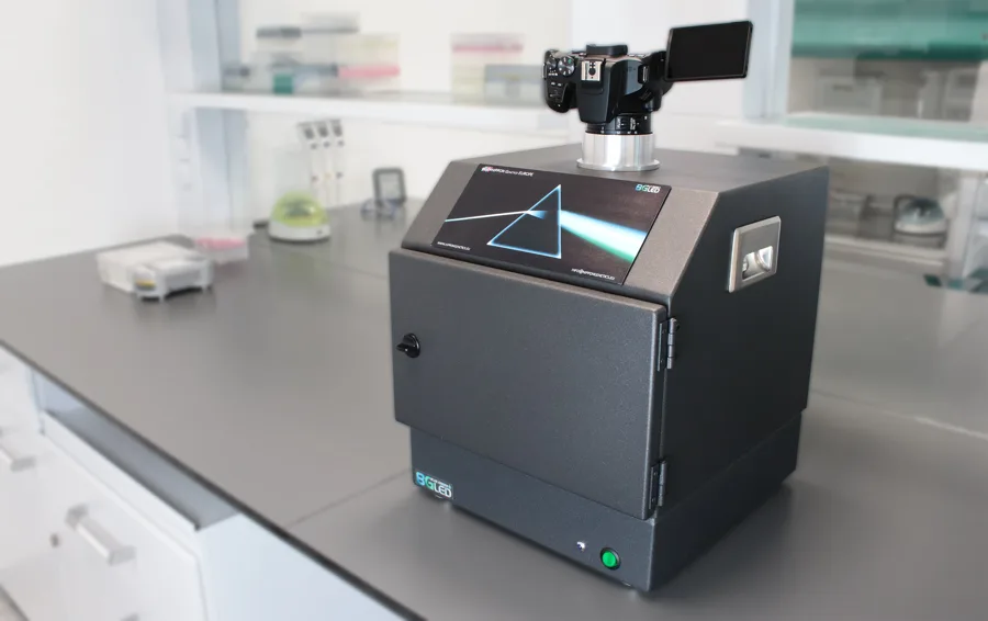 Sistemas de fotodocumentación de geles compactos FAS-DIGI Compact y FAS-BG LED BOX Nippon Genetics