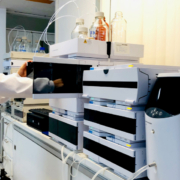 Cromatografía líquida análisis equipos de laboratorio